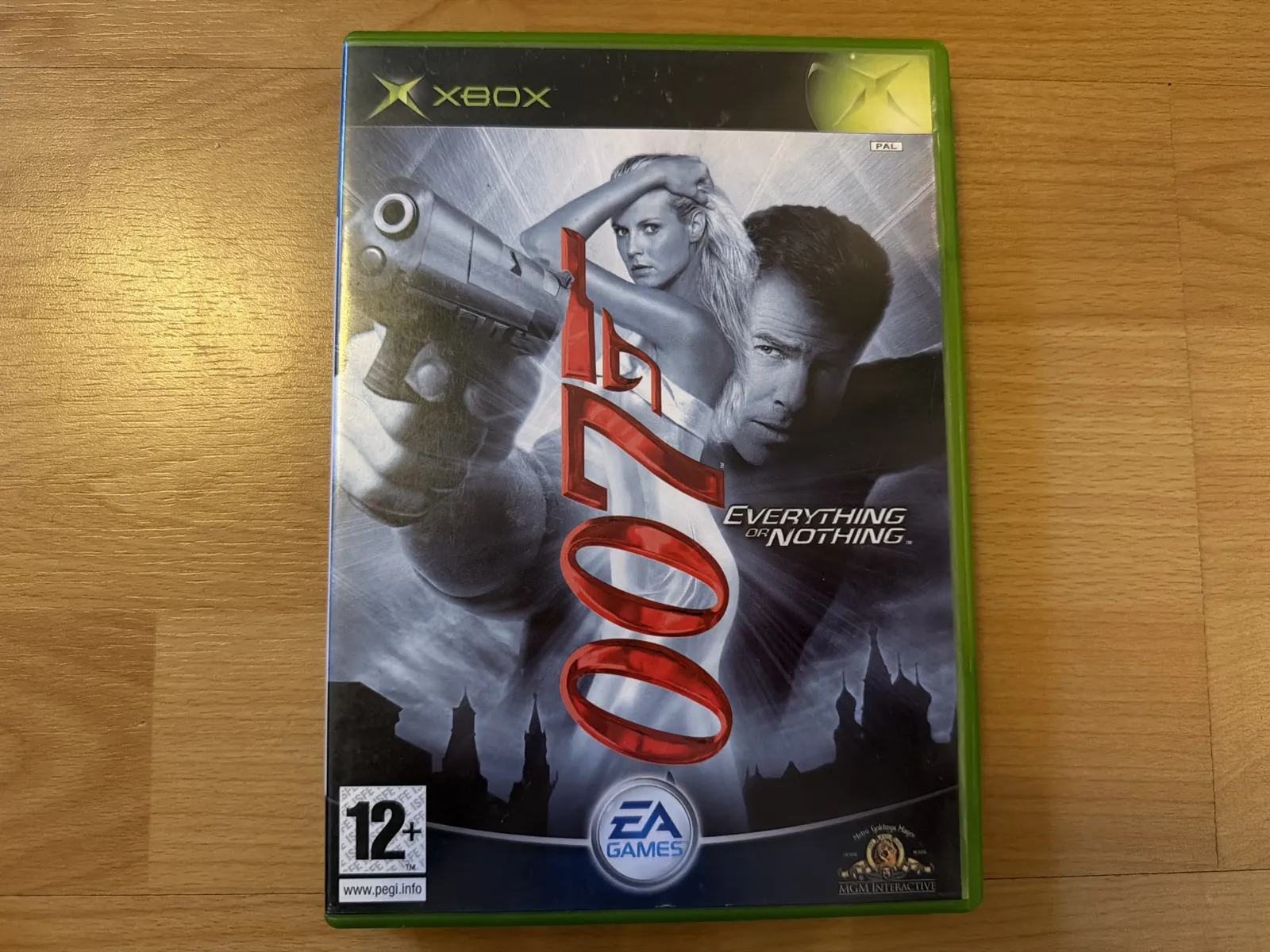 007 Everything or Nothing
